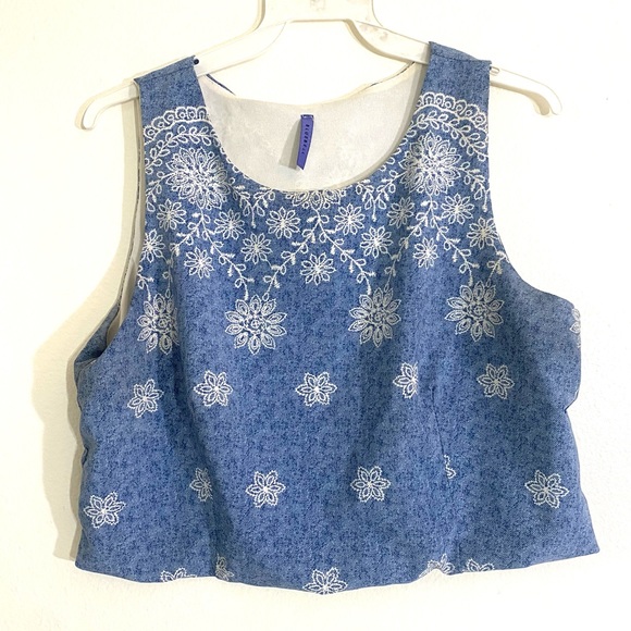 Denim patterned floral two piece skirt set, sz LG - Picture 3 of 9